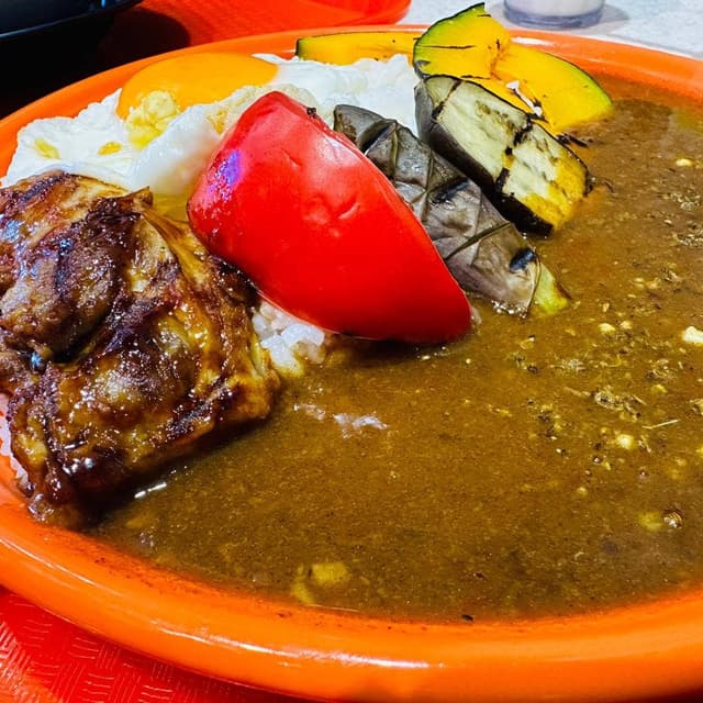 スパイスカレーとアジアンヌードル オリエンタル食堂 - サブ画像1