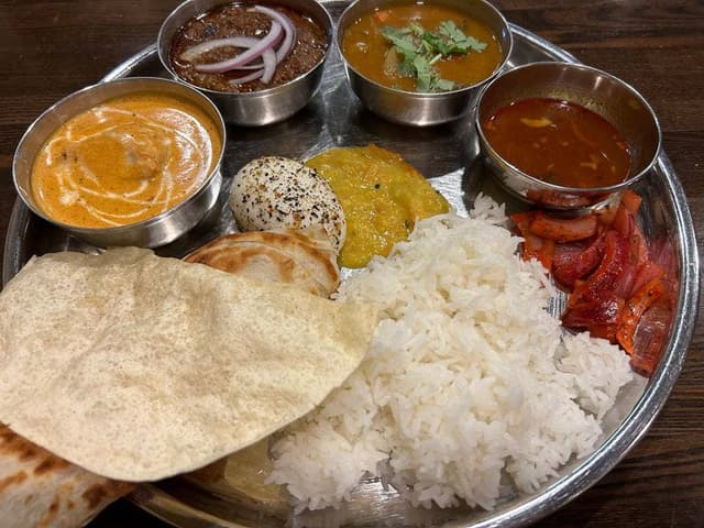 Spicy cafe RAJA - サブ画像2