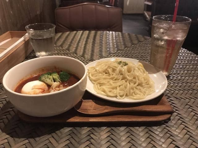 ライオンのいるサーカス - サブ画像2