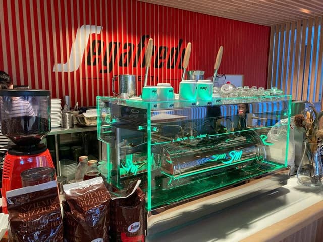 SIT Global Caffe empowered by Segafredo - サブ画像1