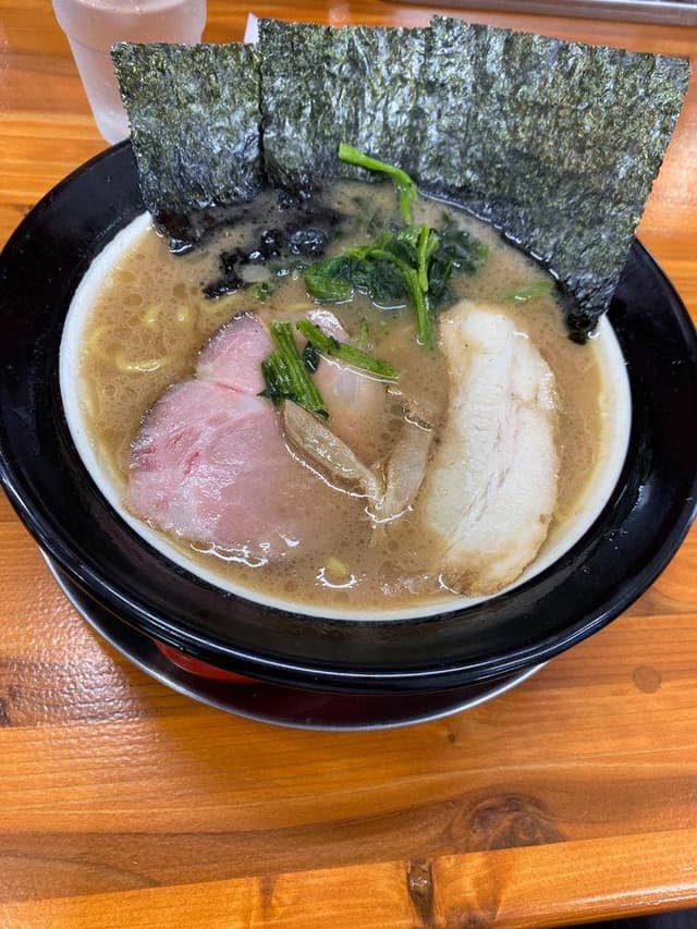 豚骨醤油ラーメン 最高家 - サブ画像1