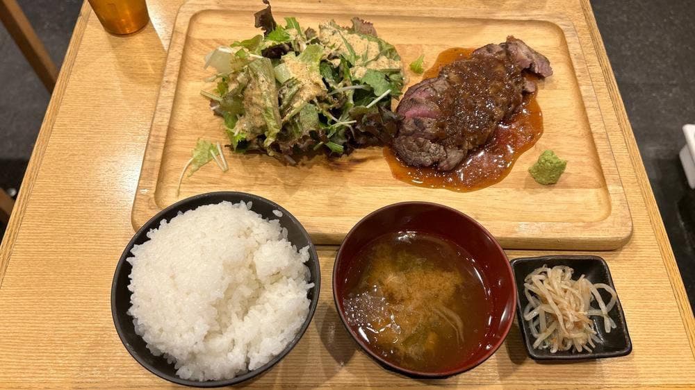 塊肉居酒屋 肉べぇ