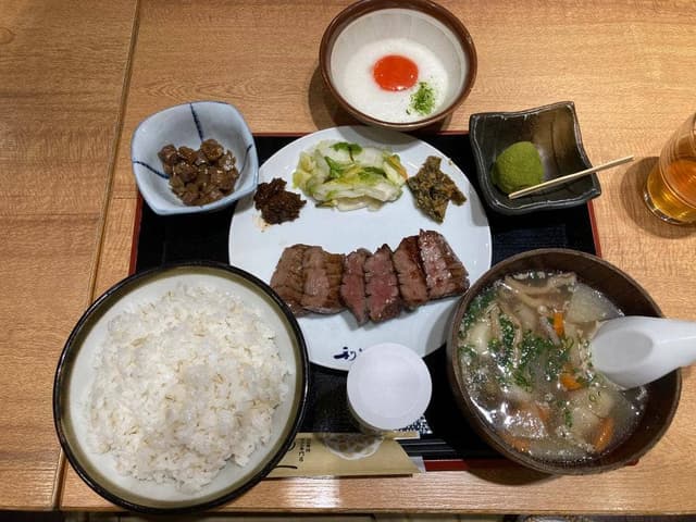 牛たん炭焼 利久 あべのハルカスダイニング店 - サブ画像1