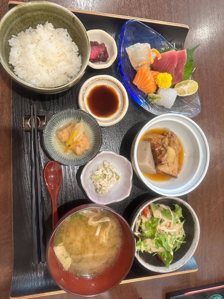 季節料理 湧
