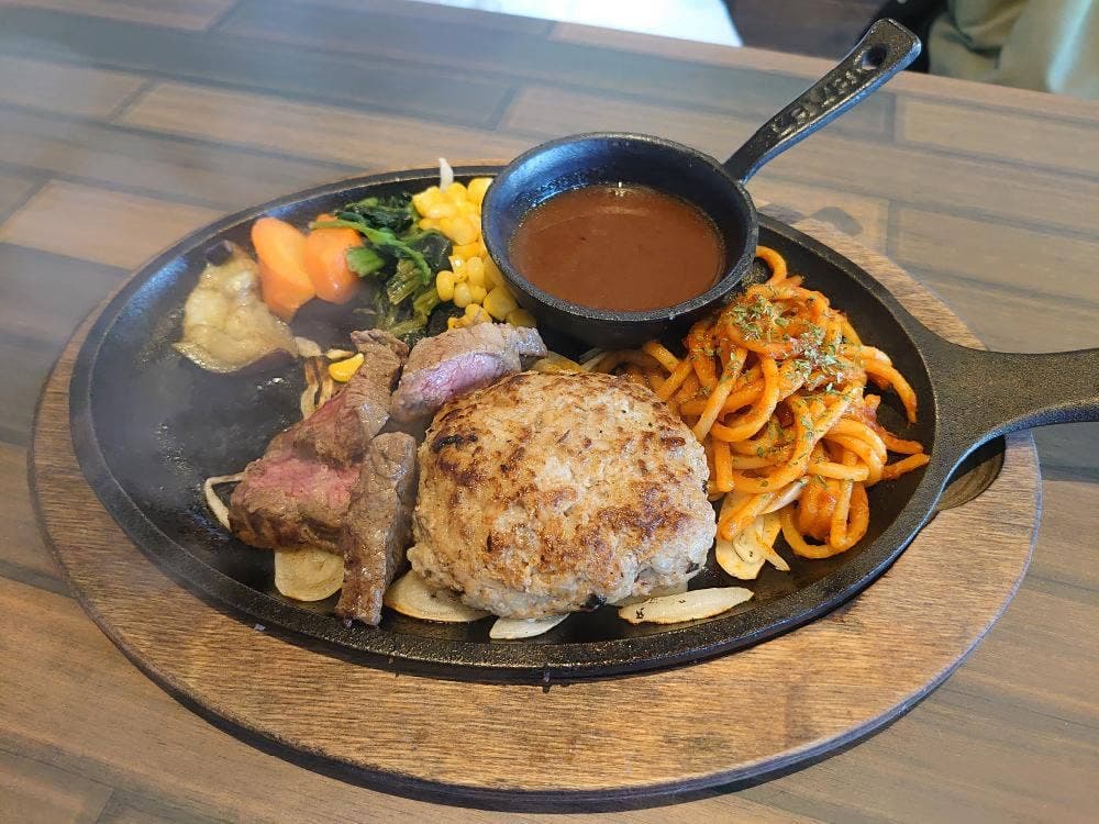 挽肉匠 ハンバーグの砦 伊丹店