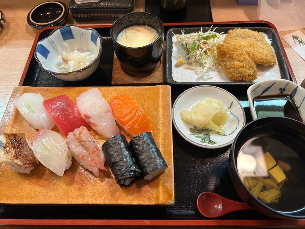お食事・寿し 高尾