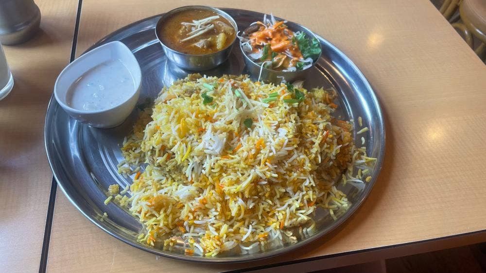 インディアンレストラン アールティ