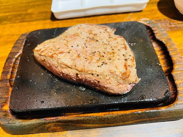やっぱりステーキ 京橋駅前店 - サブ画像1
