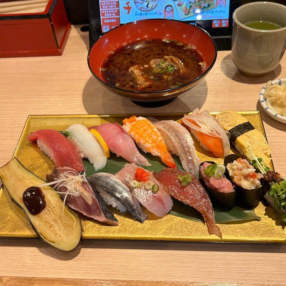 回転寿司 とんぼ