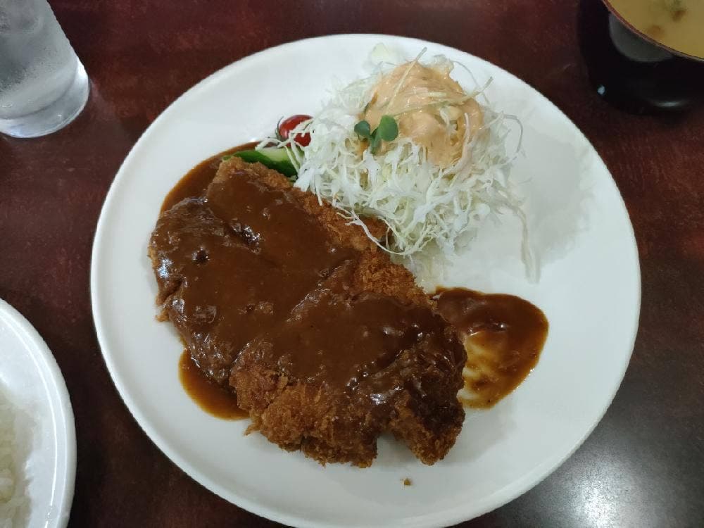 味の洋食 とん助