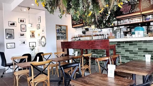 cafe and fruits BUNBUN - サブ画像1