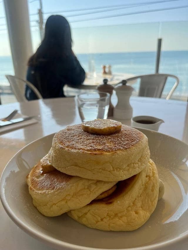 bills 七里ガ浜 - サブ画像1