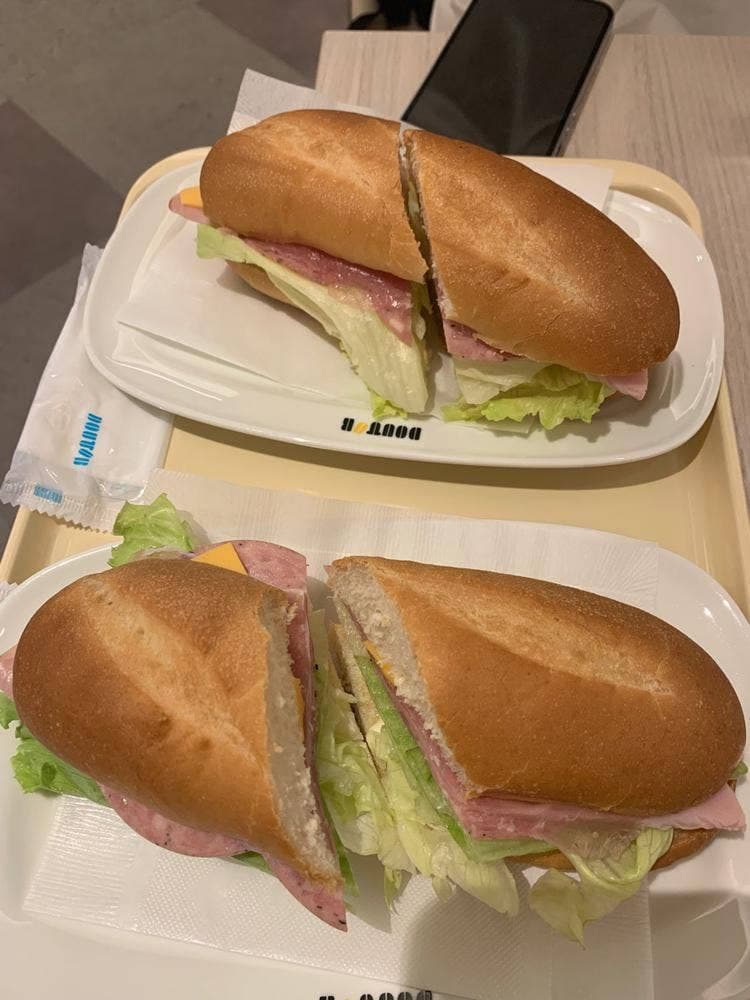 ドトールコーヒーショップ 大阪駅前第一ビル店