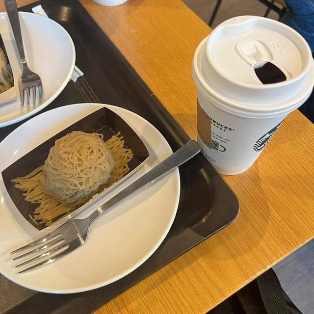 スターバックス コーヒー 新大久保駅店 - サブ画像1