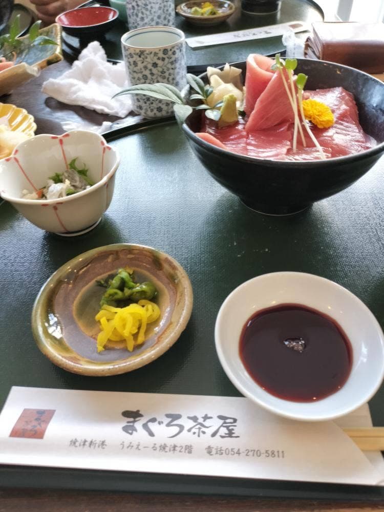 まぐろ茶屋
