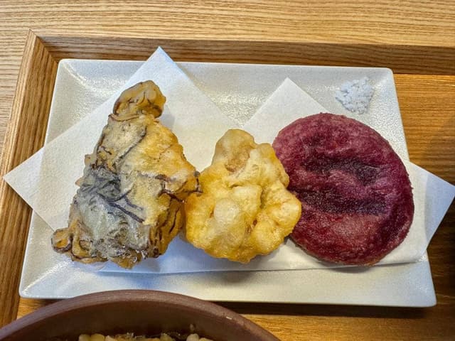沖縄そばと酒処カヌシャ - サブ画像2