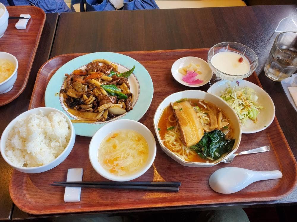 中国料理芳喜楼