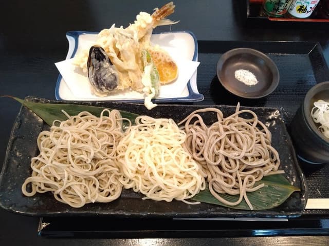 そば吉左右 更科 - サブ画像1