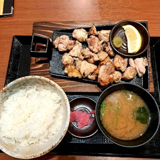 大山どり炭火焼酒場 俺の店 浦和店 - サブ画像2