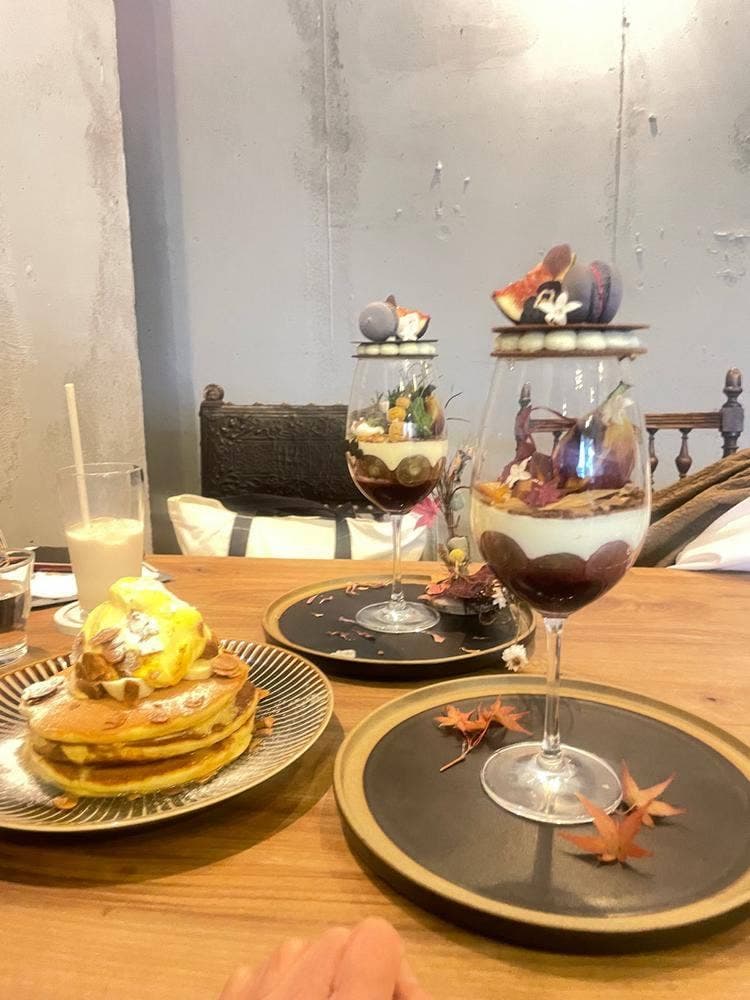 MID cafe 早稲田店