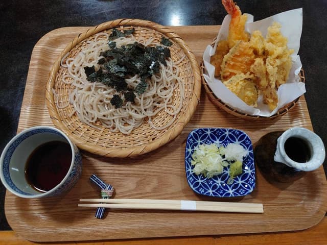 そば好きの店 岩 - サブ画像1