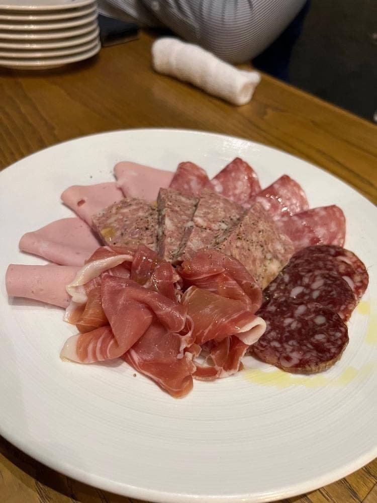 ZION イタリアン＆スペイン 八重洲南口店
