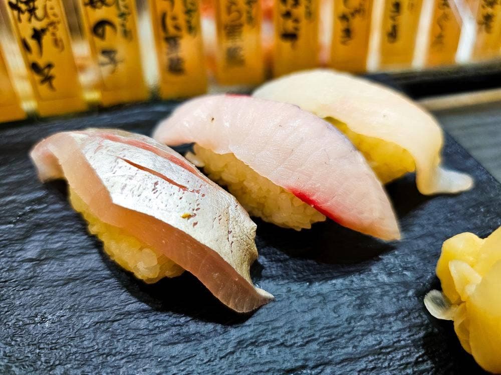 立喰寿司 魚がし日本一 伊丹空港店