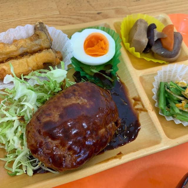 JAきみつ 味楽囲さだもと店 フードコート - サブ画像2