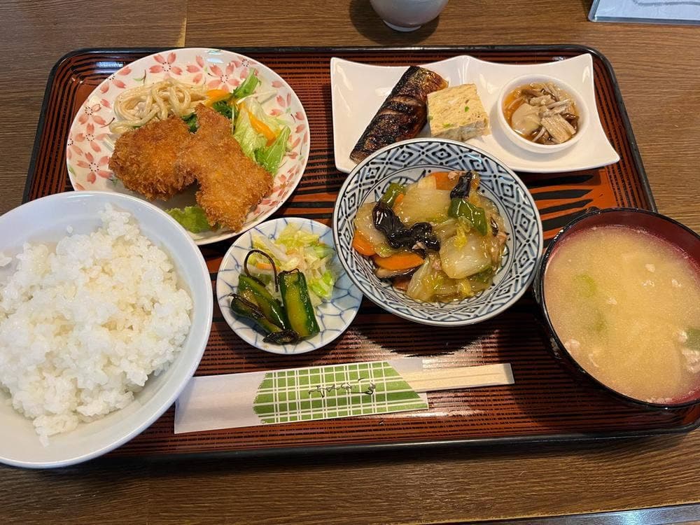 和食処 東屋