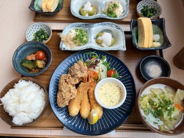 えびえび食堂 えび八本 住吉店 - サブ画像1