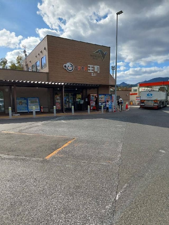 モテナス王司下りSA - サブ画像2