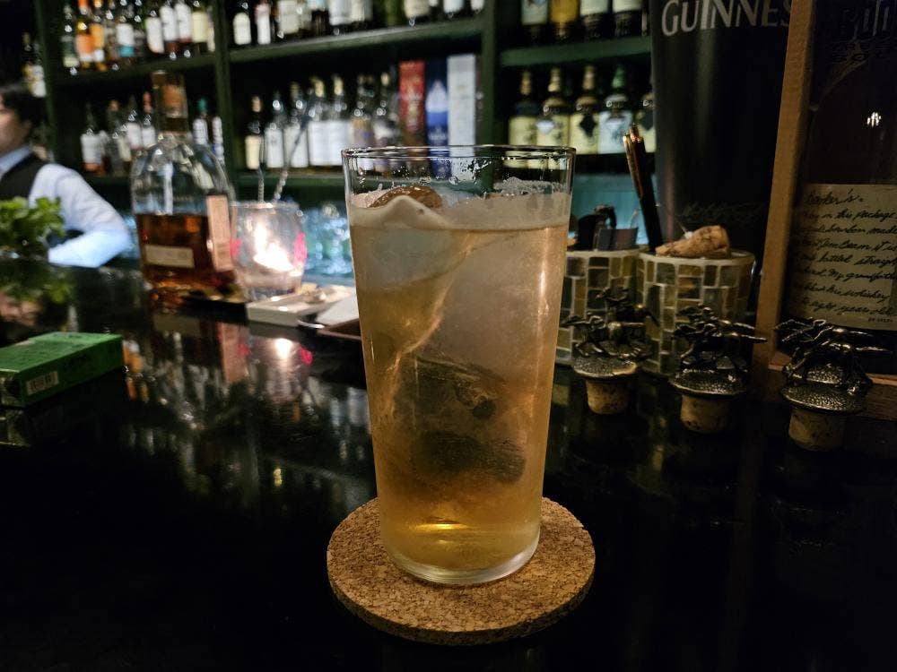 SHOT BAR 蜂の巣