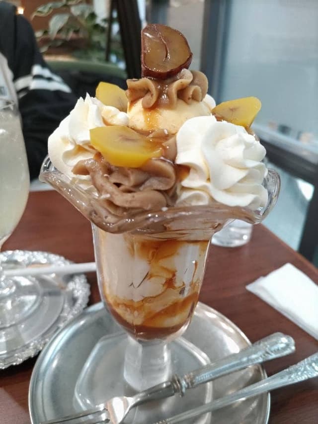 カフェ＆バー ウミノ - サブ画像2