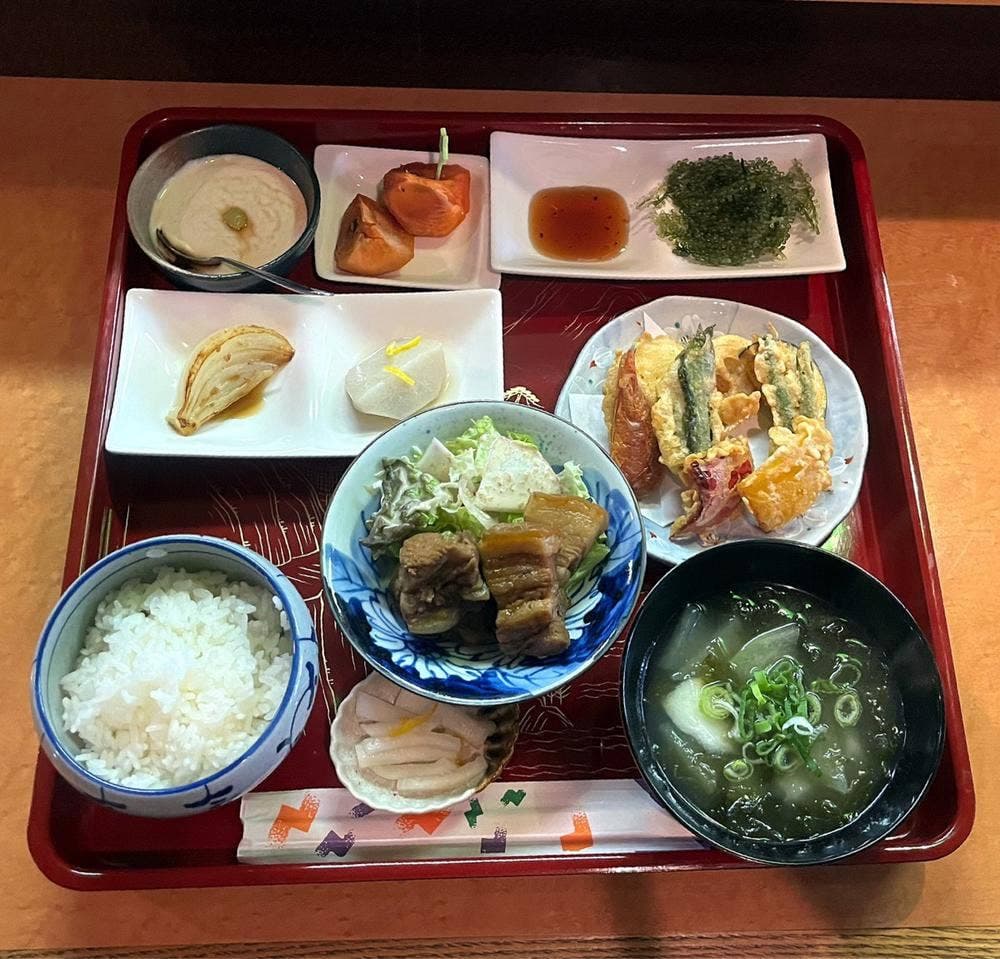 あぐ楽食愛歌夢館