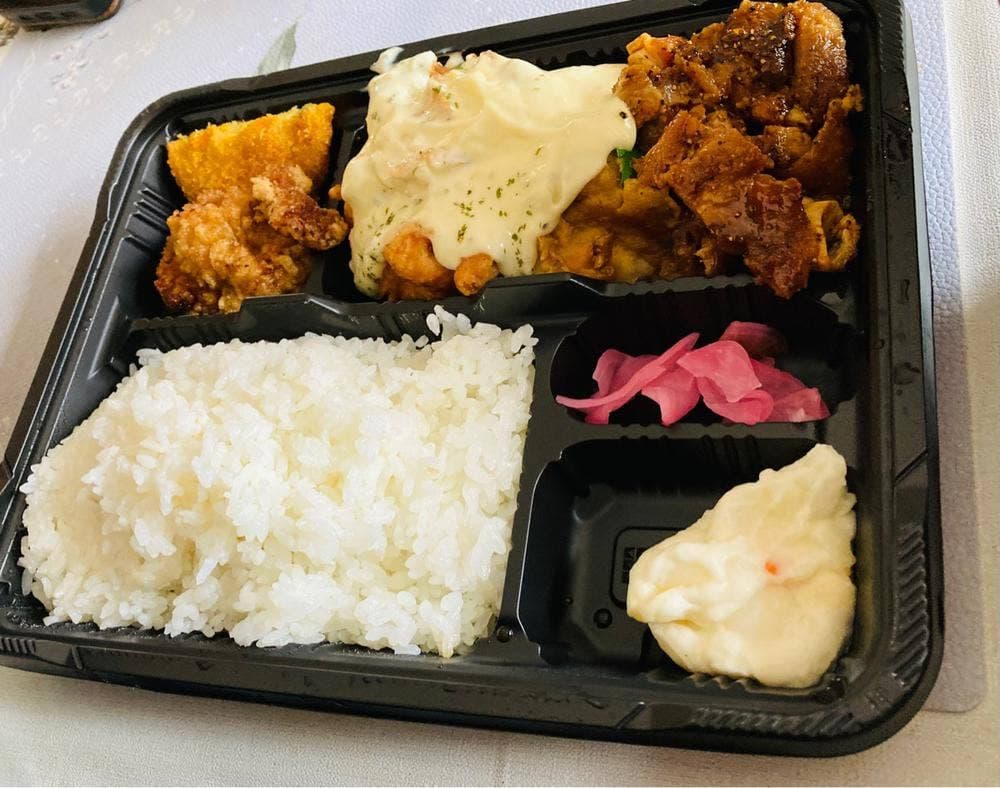肉のひみつ基地 上津役店