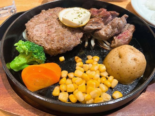 うなぎの樋口＆ハンバーグステーキ専門の店 コラボ店 出来島店 - サブ画像3
