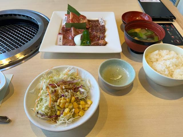 焼肉なべしま 佐賀兵庫店 - サブ画像1