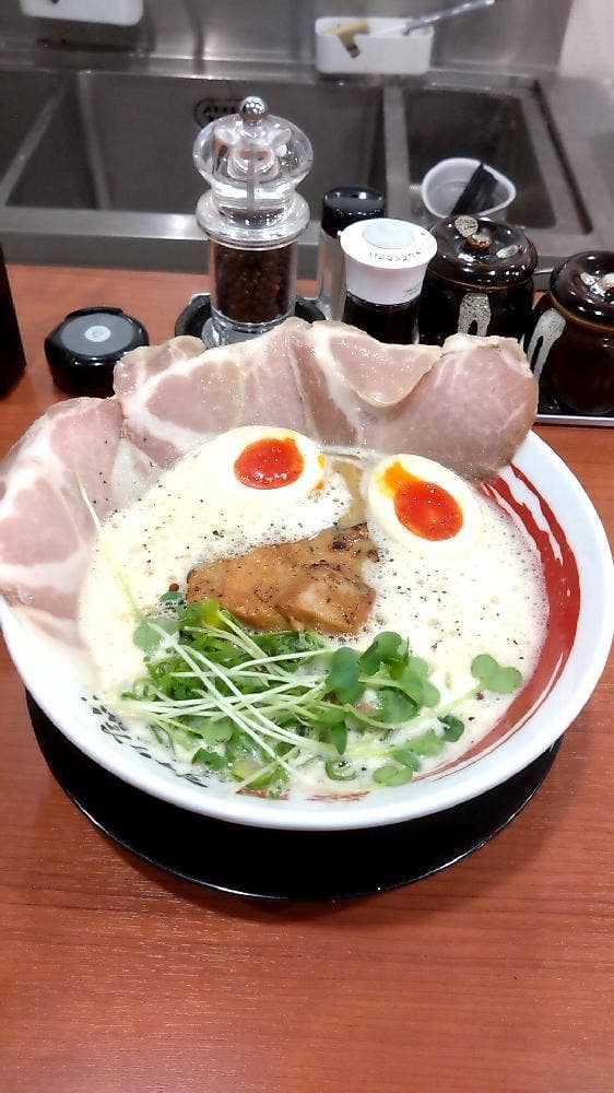 無限ラーメン 千日前店 - サブ画像1