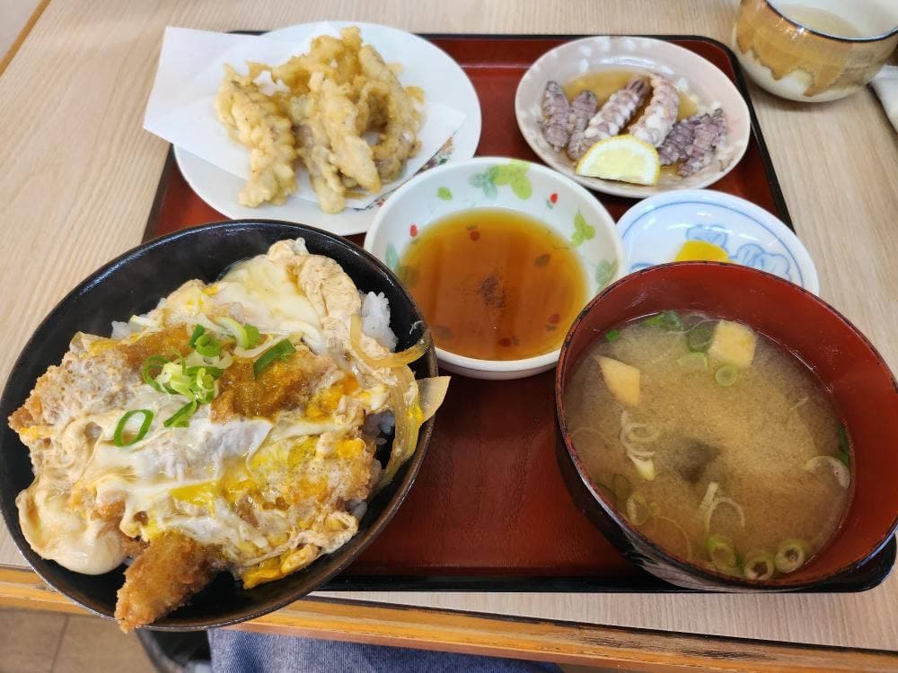 シャコ丼の店
