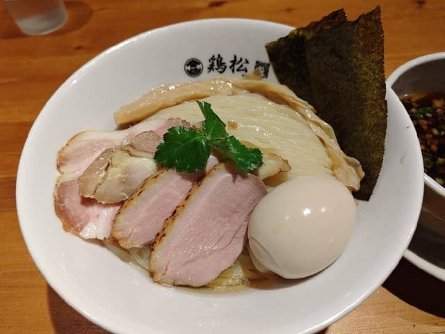 淡麗醤油らぁ麺 鶏松 - サブ画像3