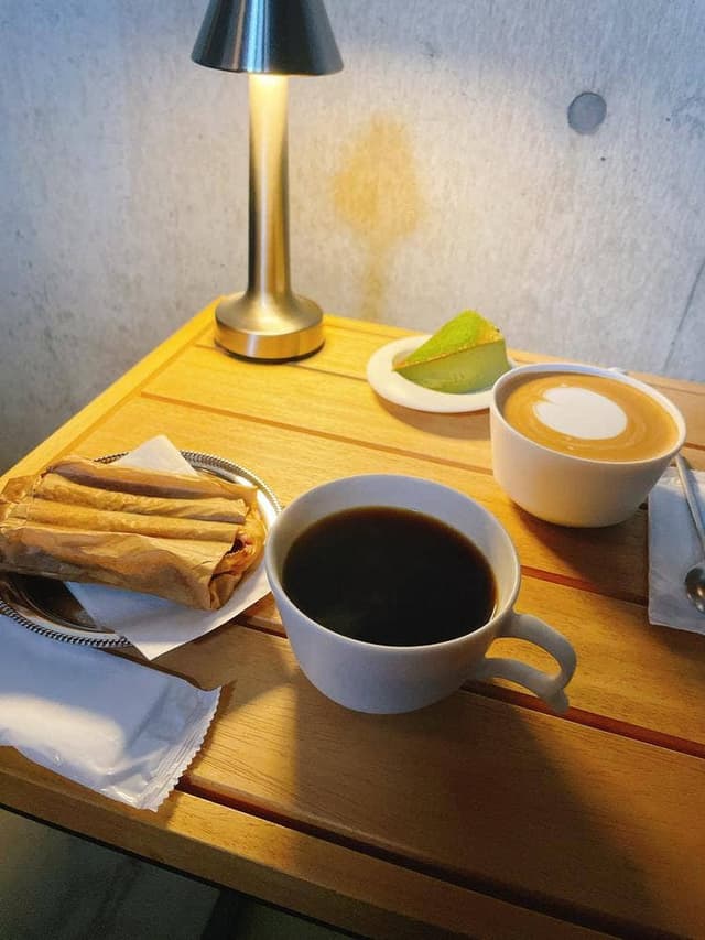 6 APARTMENT COFFEE - サブ画像1