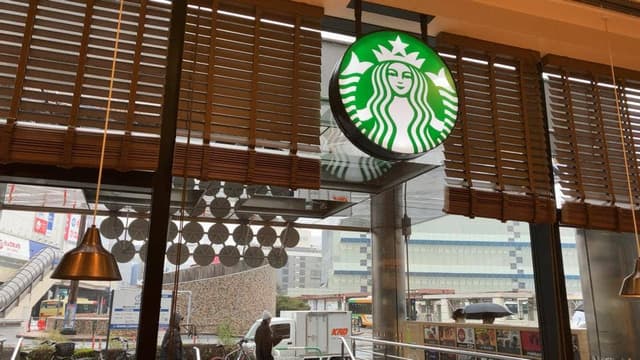 スターバックス コーヒー 新宿エルタワー店 - サブ画像3