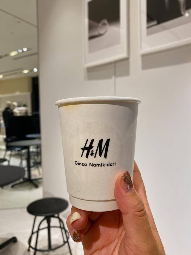 H&M Coffee Shop 銀座並木通り店 - サブ画像1