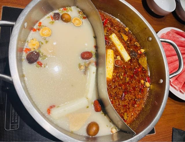 火鍋 小肥羊 大阪本店 しゃおふぇいやん - サブ画像1