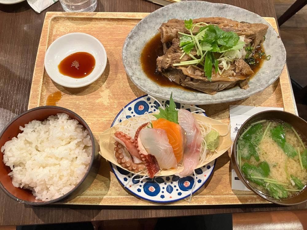 魚豊