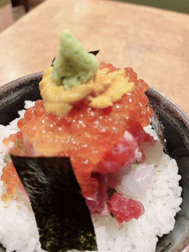 寿司饂飩 まるとく - サブ画像1