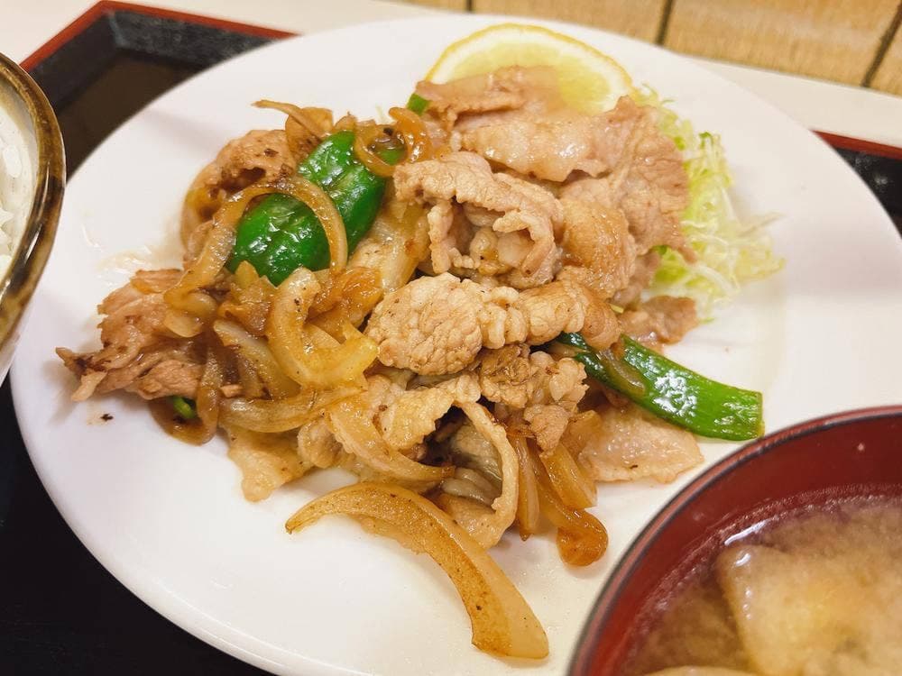 食堂 一休