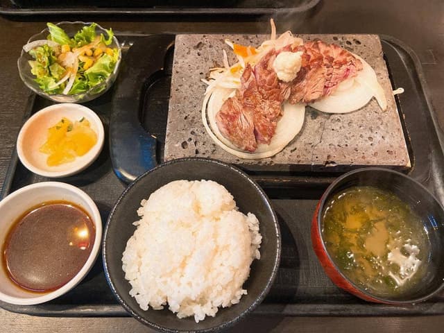 石焼ステーキ 贅 小新店 - サブ画像2