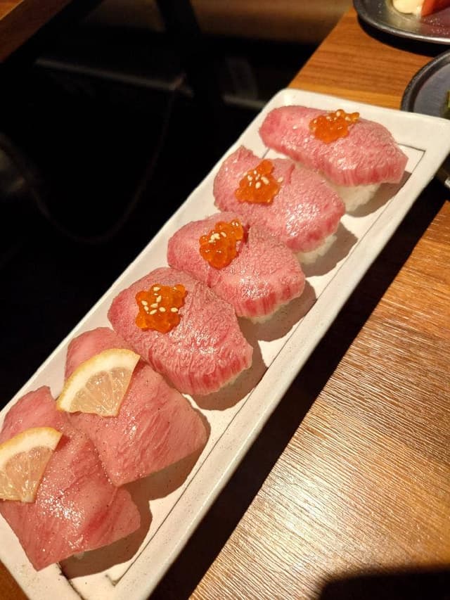 大阪焼肉 食べ放題 焼肉エイト 梅田茶屋町店 - サブ画像1