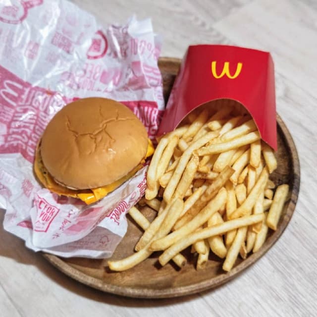 マクドナルド 恵比寿駅前店 - サブ画像1
